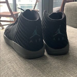Jordan Eclipse Chukka Basketball Men’s Shoes